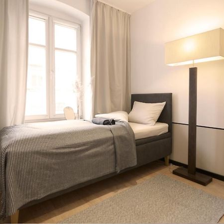 By The River And City Center - Comfortable Rooms Wrocław Buitenkant foto