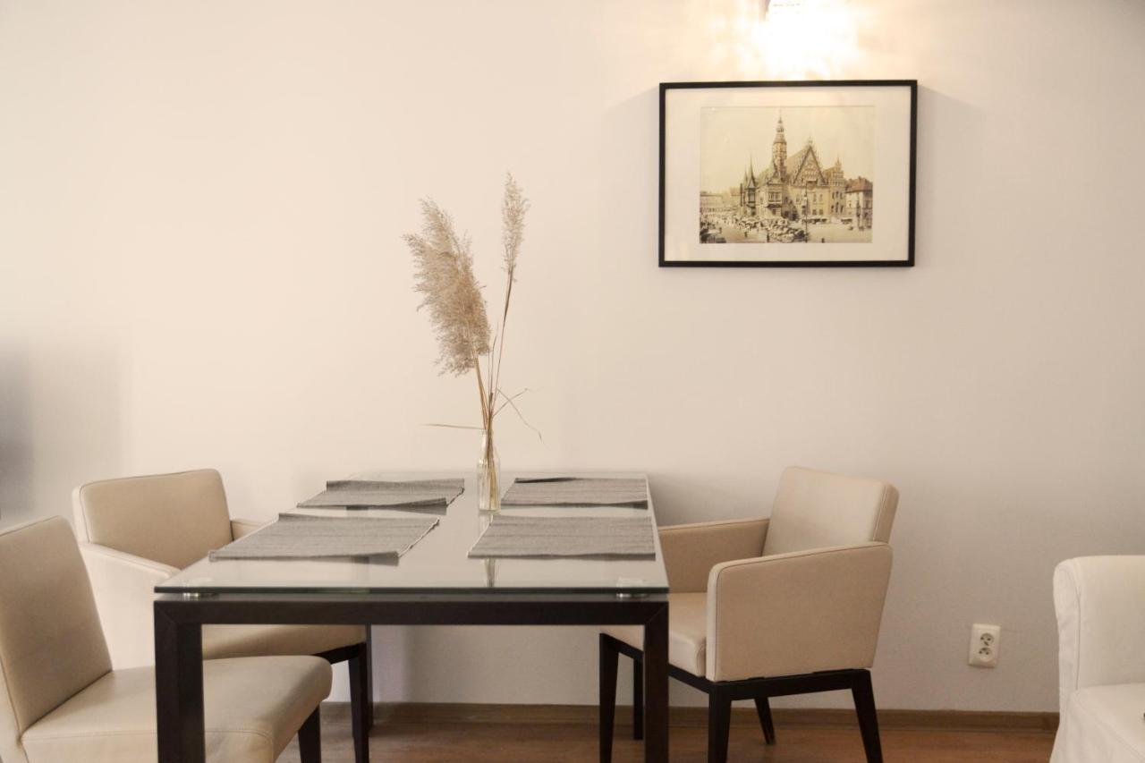 By The River And City Center - Comfortable Rooms Wrocław Buitenkant foto